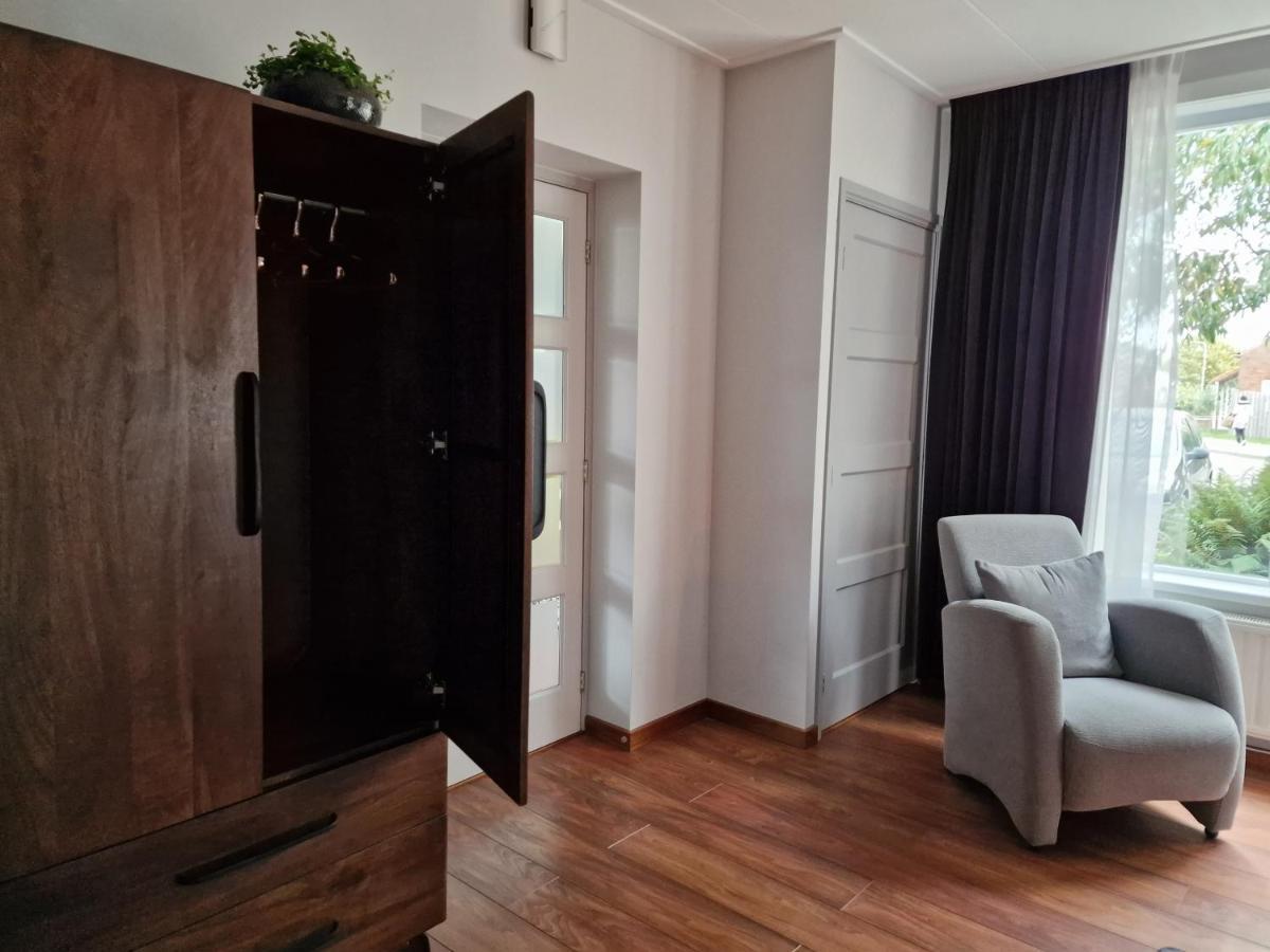 Our House Villa Брескенс Екстериор снимка